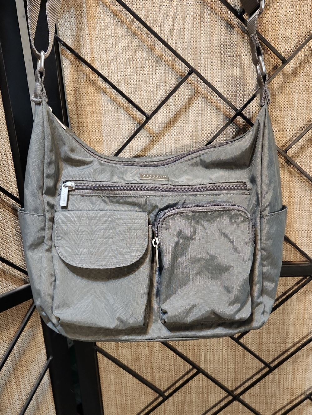 Baggallini Silver Stripe Modern Everyday Crossbody Bag